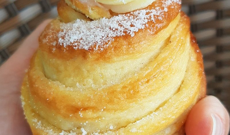 Receita de Cruffin recheado com creme de confeiteiro
